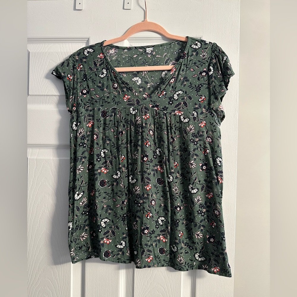 Old navy shirt